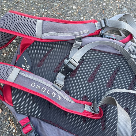 Osprey, daylight hiking pack - Picture 6 of 12